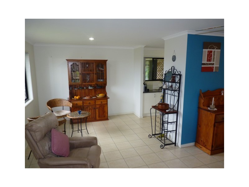 2 Picadilly Circuit, Urraween QLD 4655