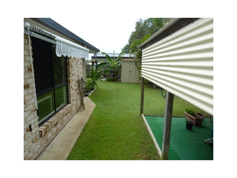 2 Picadilly Circuit, Urraween QLD 4655