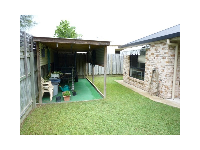 2 Picadilly Circuit, Urraween QLD 4655