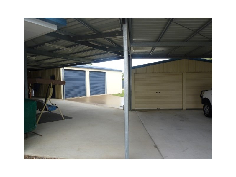 56 Barker Street, Point Vernon QLD 4655