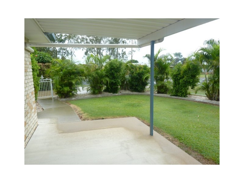 56 Barker Street, Point Vernon QLD 4655