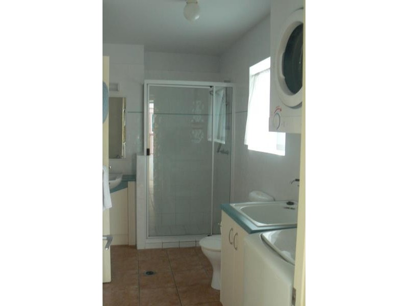 Unit 110,396 Esplanade, Torquay QLD 4655