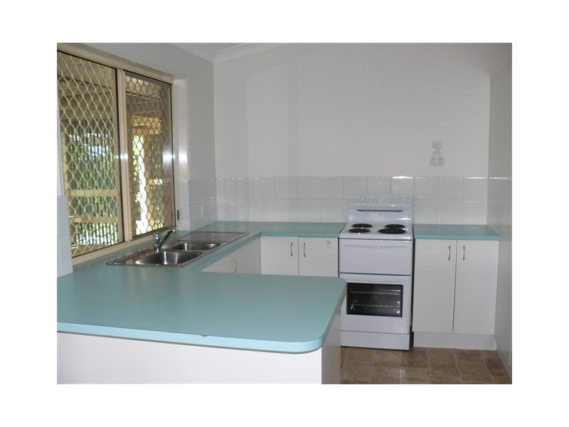 12 Sager Court, Torquay QLD 4655