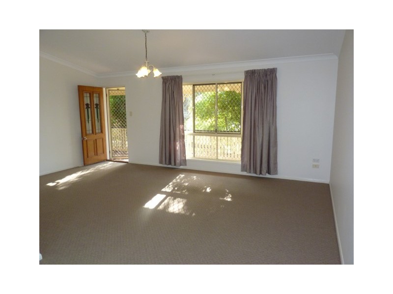 12 Sager Court, Torquay QLD 4655