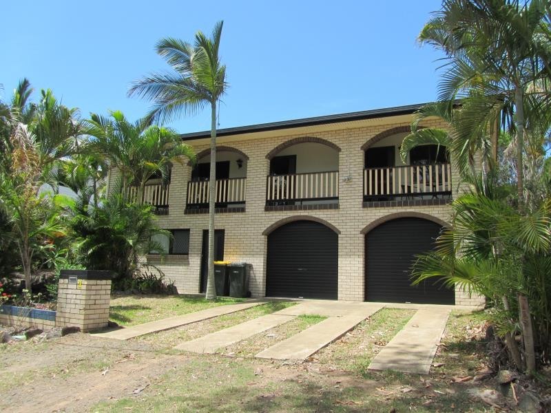 1 Esplanade, Point Vernon QLD 4655