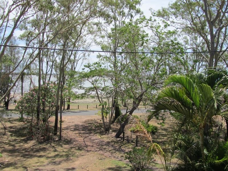 1 Esplanade, Point Vernon QLD 4655