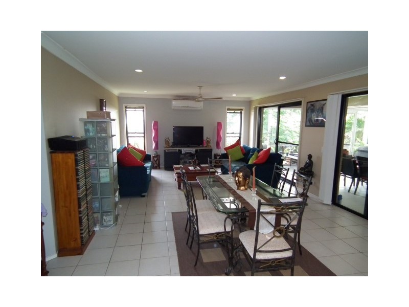 3 Bramble Court, Urraween QLD 4655