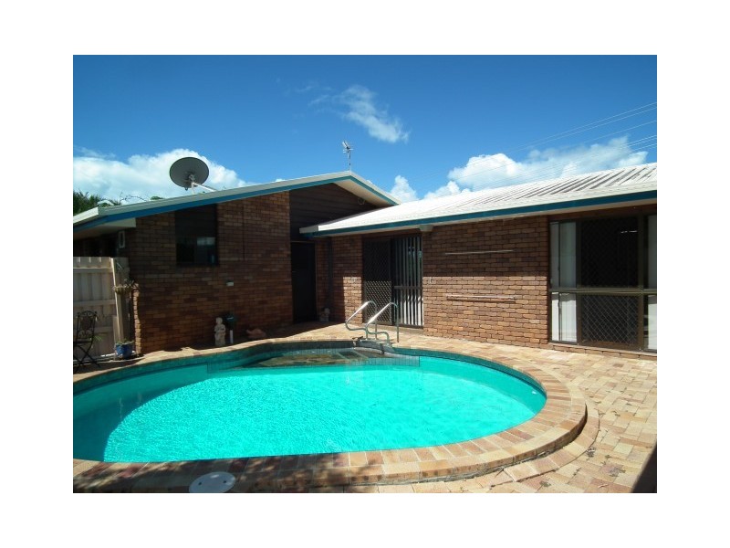 71 Hillcrest Avenue, Scarness QLD 4655