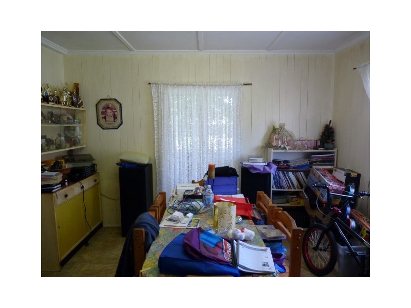 10 Wattle Street, Point Vernon QLD 4655