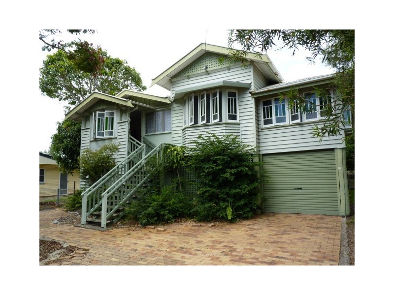 273 Torquay Terrace, Torquay QLD 4655