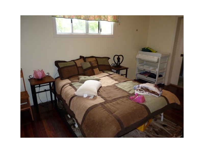273 Torquay Terrace, Torquay QLD 4655