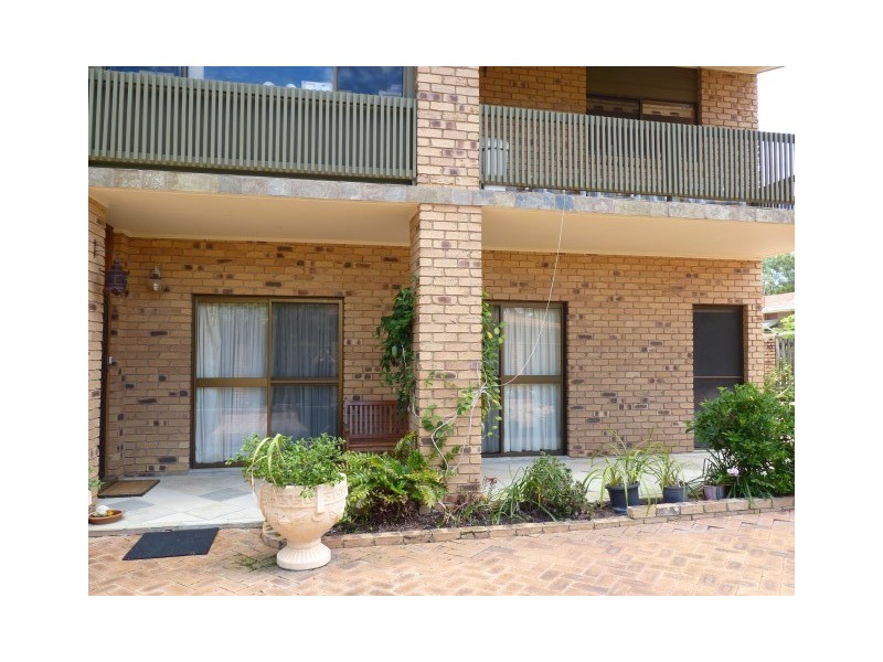 6 Corfield Street, Point Vernon QLD 4655