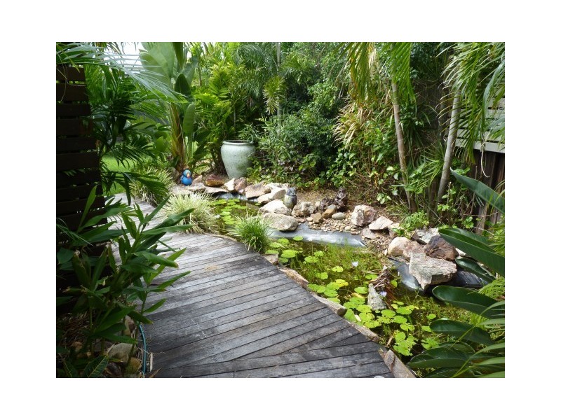 12 Queben Court, Kawungan QLD 4655