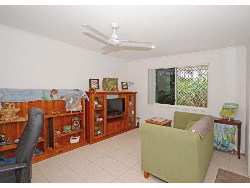 24 Jonwest Close, Torquay QLD 4655