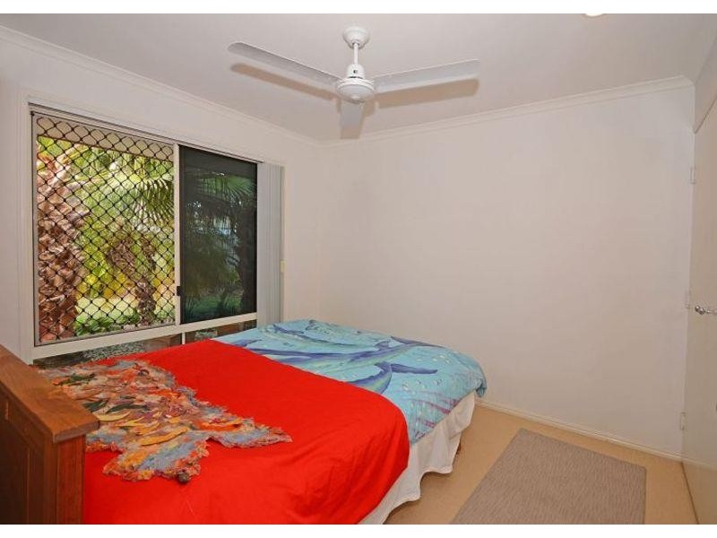 24 Jonwest Close, Torquay QLD 4655