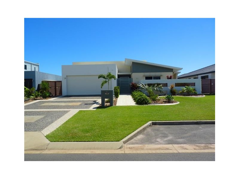63 Royal Drive, Kawungan QLD 4655