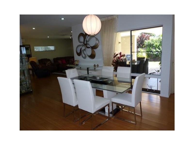 63 Royal Drive, Kawungan QLD 4655