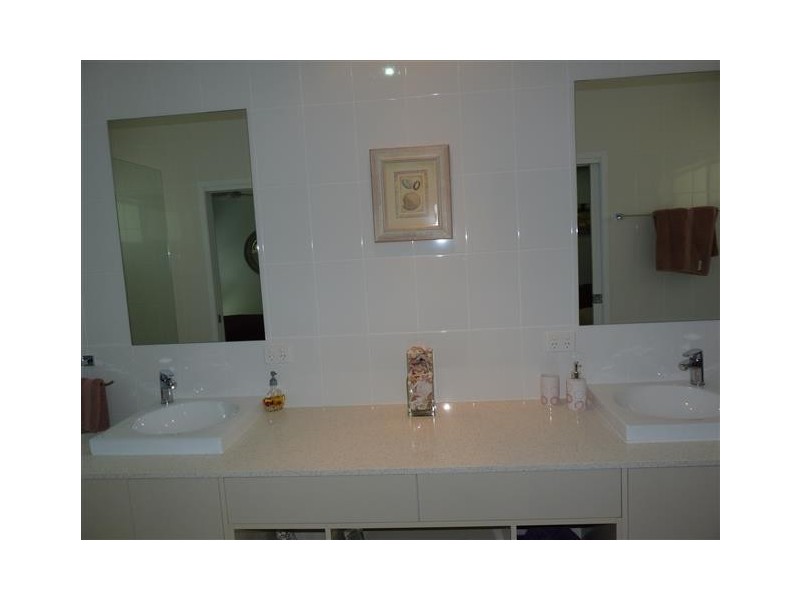 63 Royal Drive, Kawungan QLD 4655