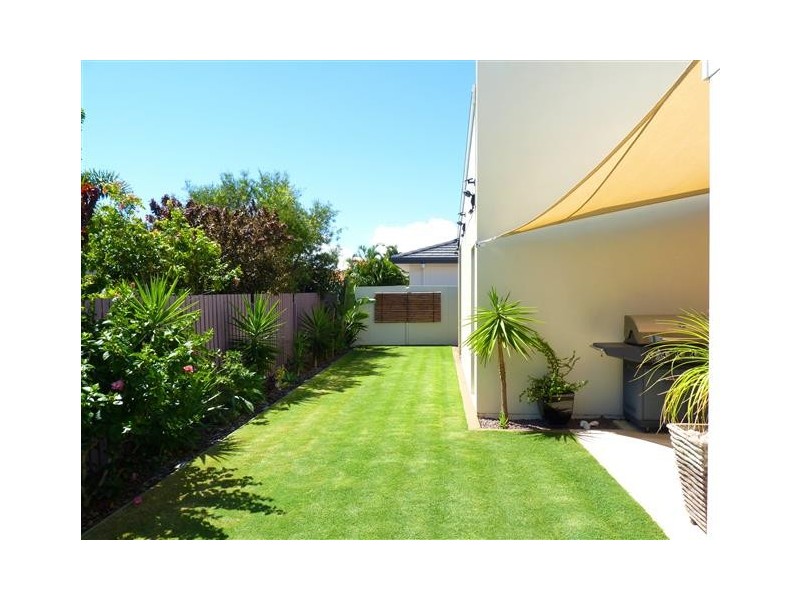 63 Royal Drive, Kawungan QLD 4655