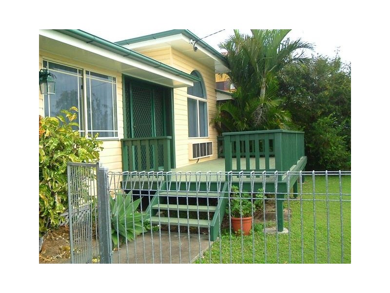 204 Esplanade, Pialba QLD 4655