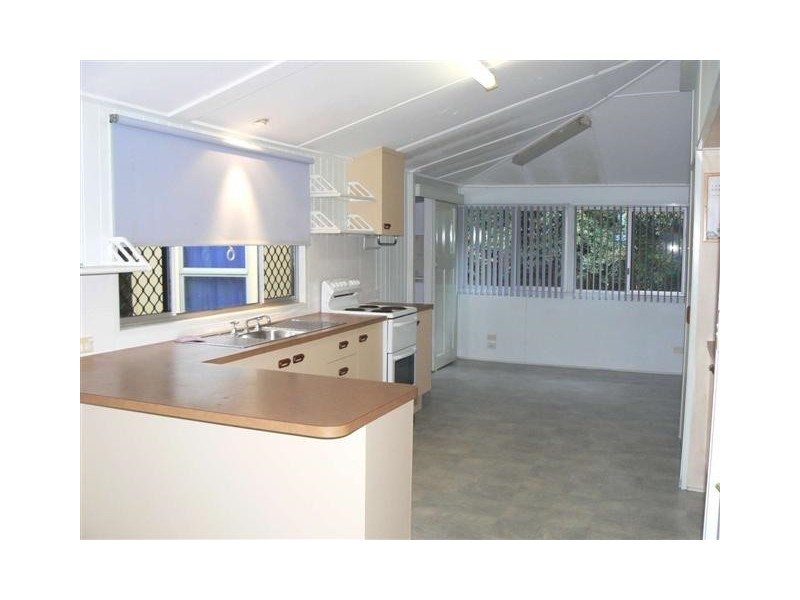 204 Esplanade, Pialba QLD 4655