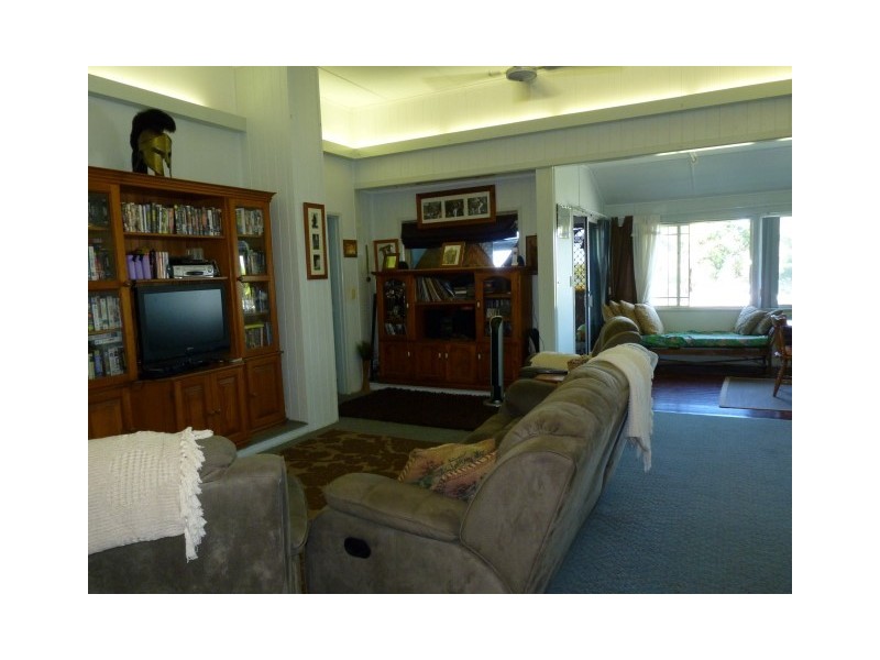 204 Esplanade, Pialba QLD 4655