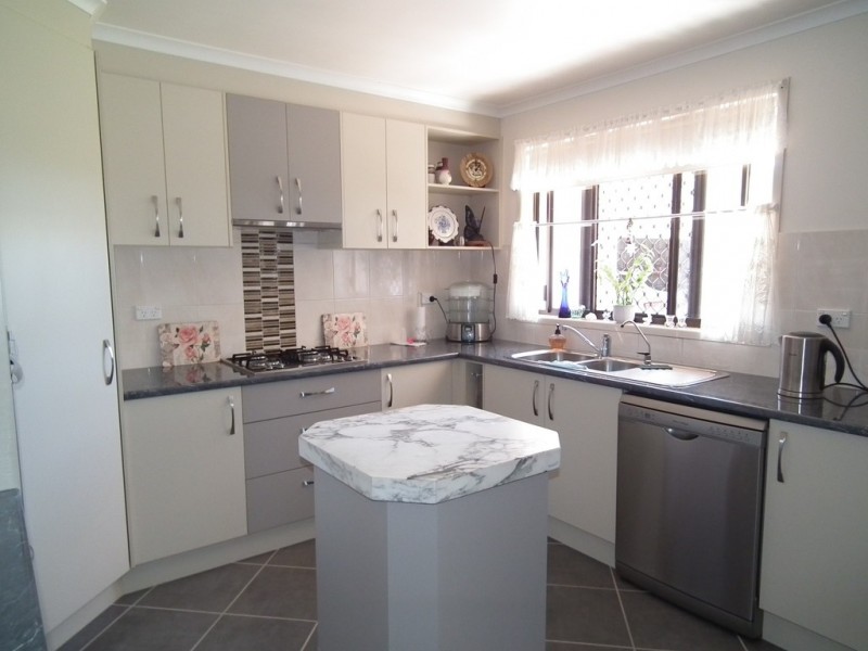 19 Bayview Terrace, Pialba QLD 4655