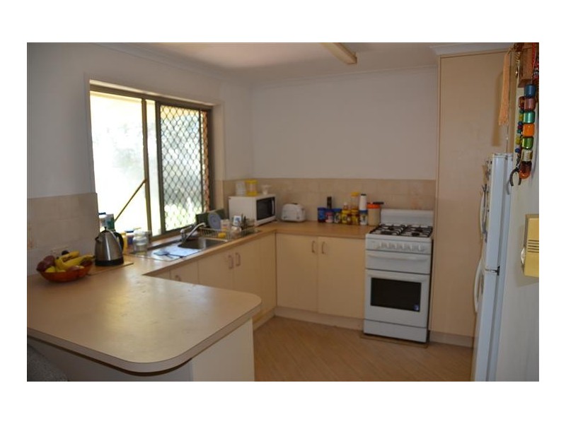 10 Nullor Street, Scarness QLD 4655