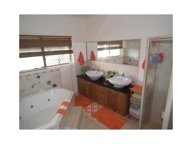 29 Rosedale Drive, Wondunna QLD 4655