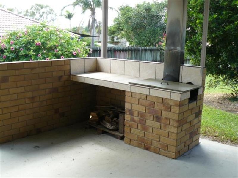 144 Bideford St, Torquay QLD 4655