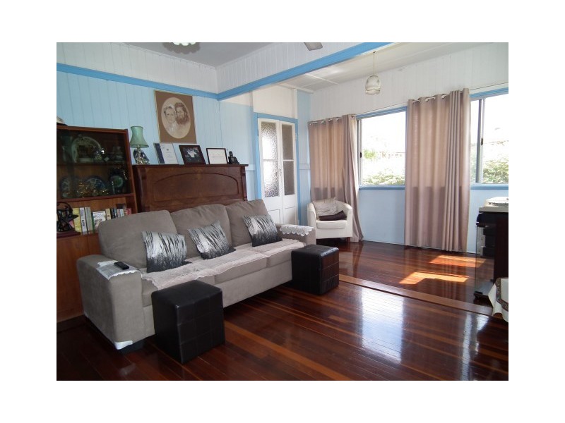 13 Beach Road, Pialba QLD 4655