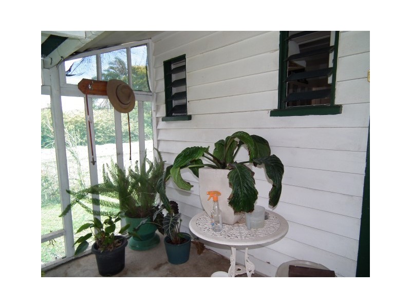 13 Beach Road, Pialba QLD 4655