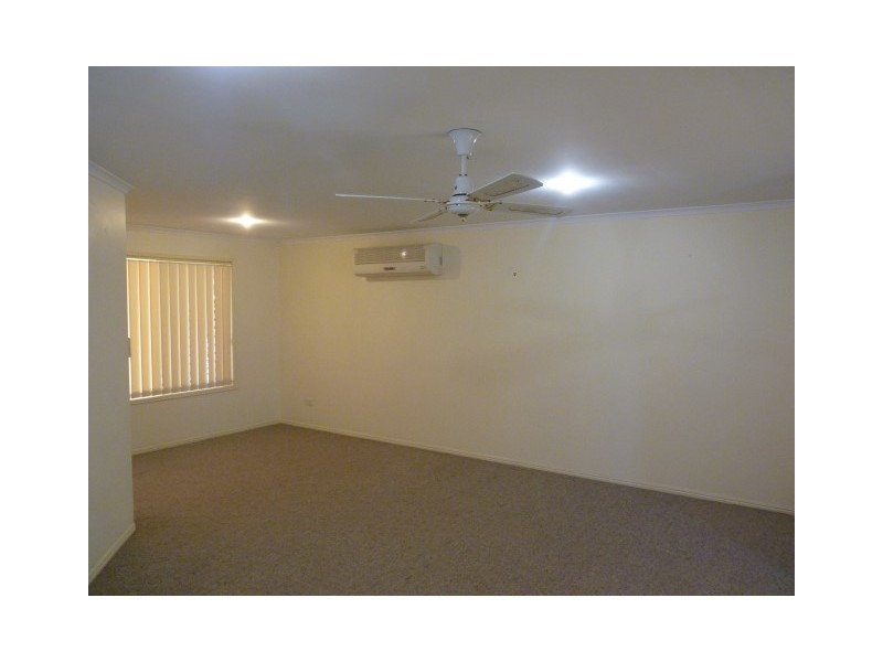 17 McLiver Street, Kawungan QLD 4655