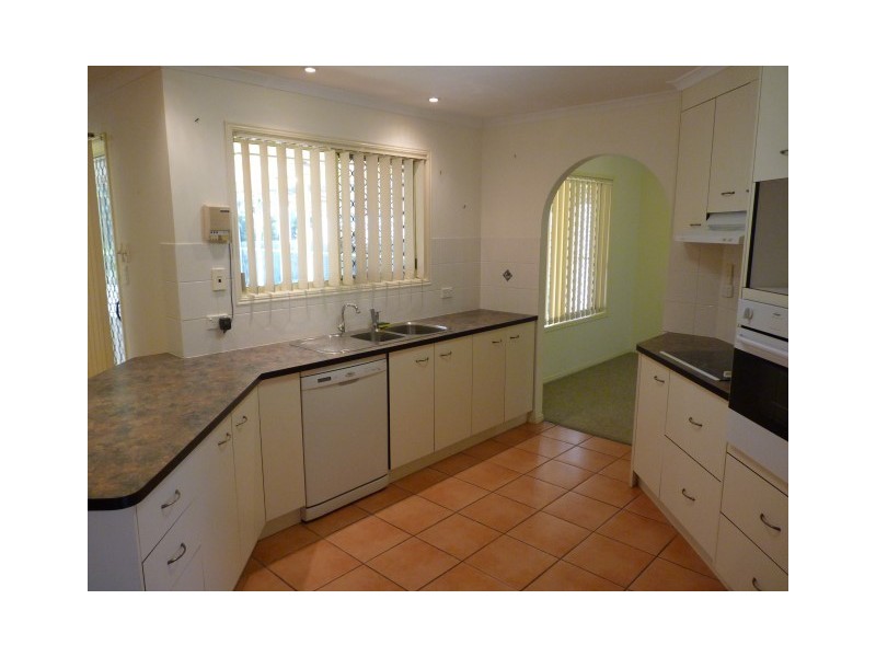 17 McLiver Street, Kawungan QLD 4655