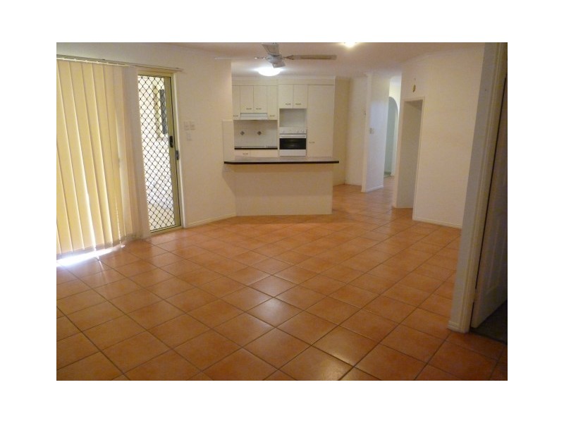 17 McLiver Street, Kawungan QLD 4655