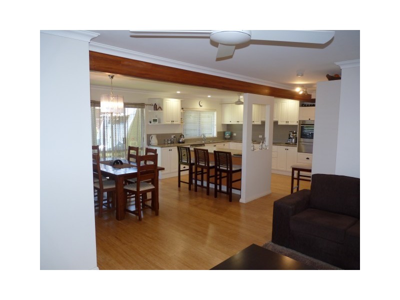 54 Riverview Drive, Burrum Heads QLD 4659