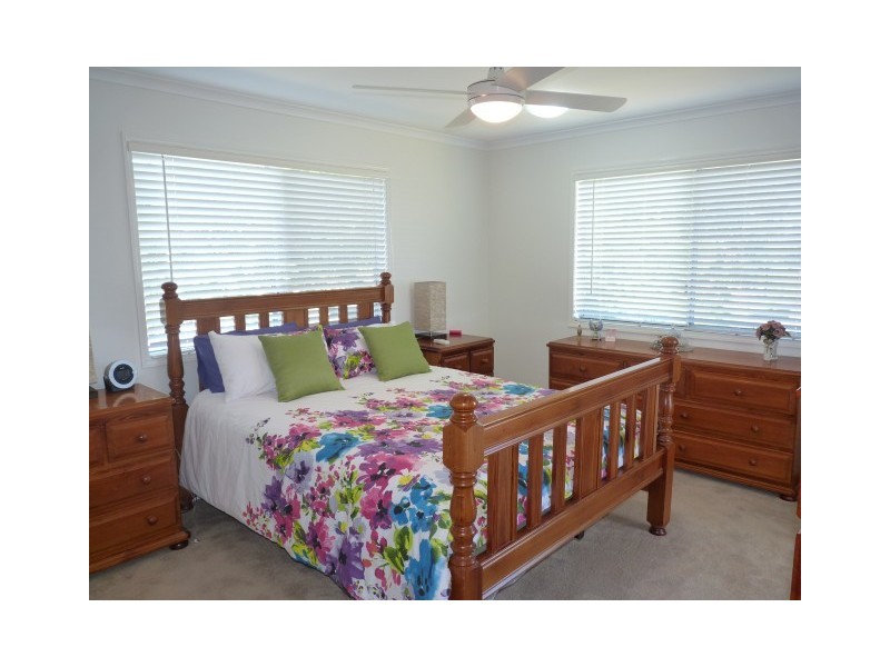 54 Riverview Drive, Burrum Heads QLD 4659