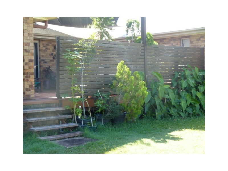 5 San Bromista Court, Urangan QLD 4655