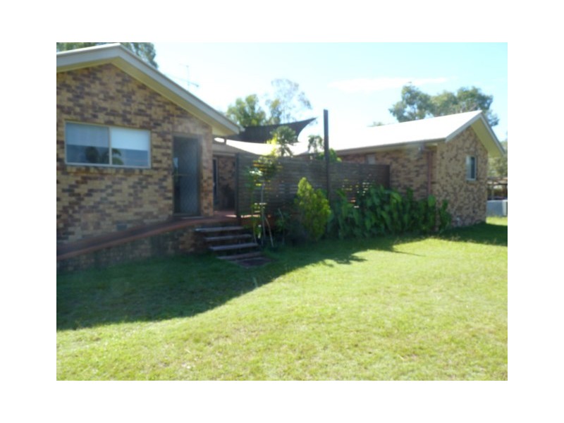 5 San Bromista Court, Urangan QLD 4655