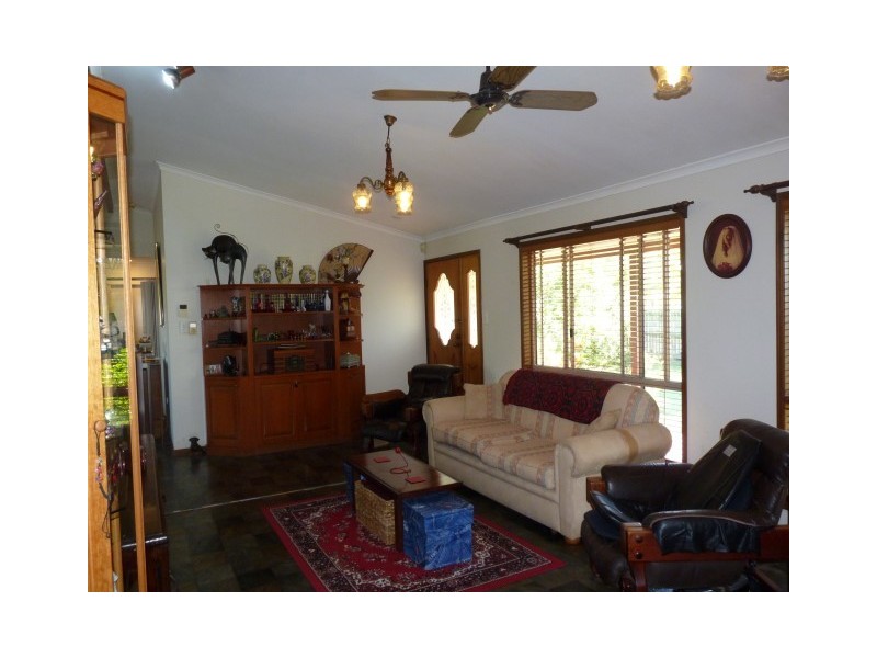5 San Bromista Court, Urangan QLD 4655