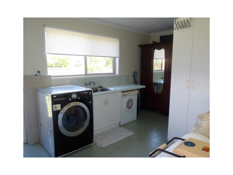 5 San Bromista Court, Urangan QLD 4655