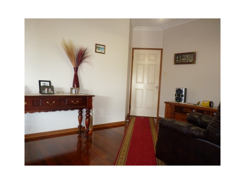 8 Hoberg Court, Kawungan QLD 4655