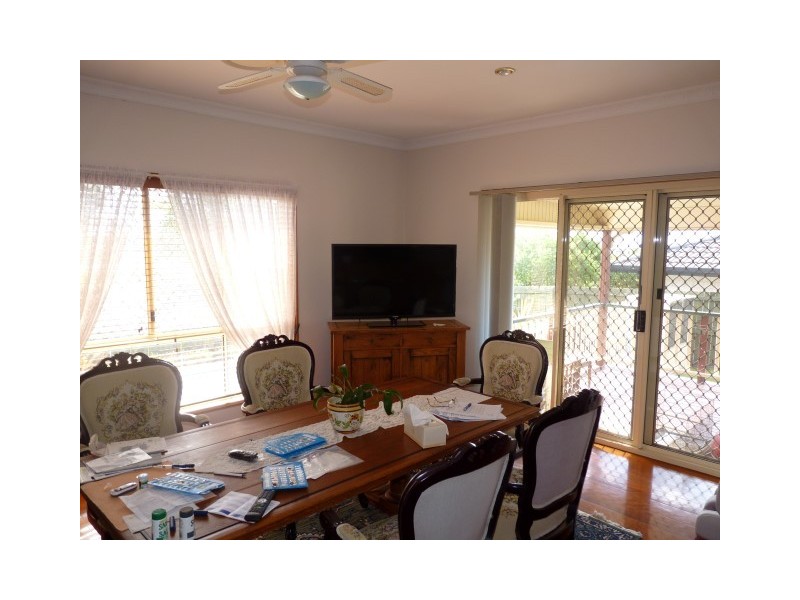 8 Hoberg Court, Kawungan QLD 4655