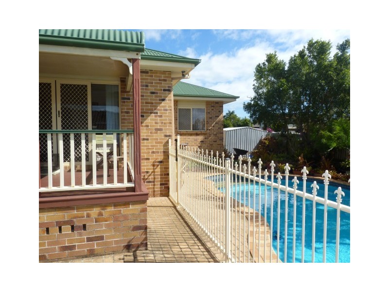 8 Hoberg Court, Kawungan QLD 4655