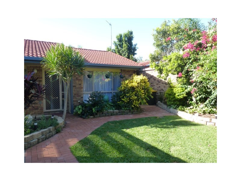 3 Woodland Close, Torquay QLD 4655