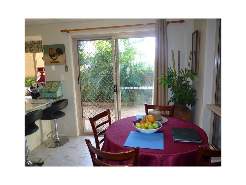 3 Woodland Close, Torquay QLD 4655