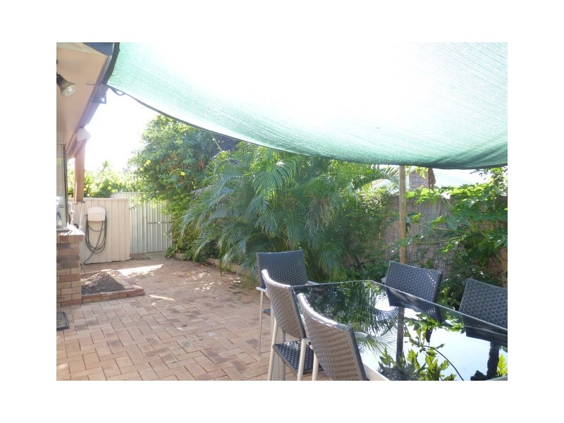 3 Woodland Close, Torquay QLD 4655