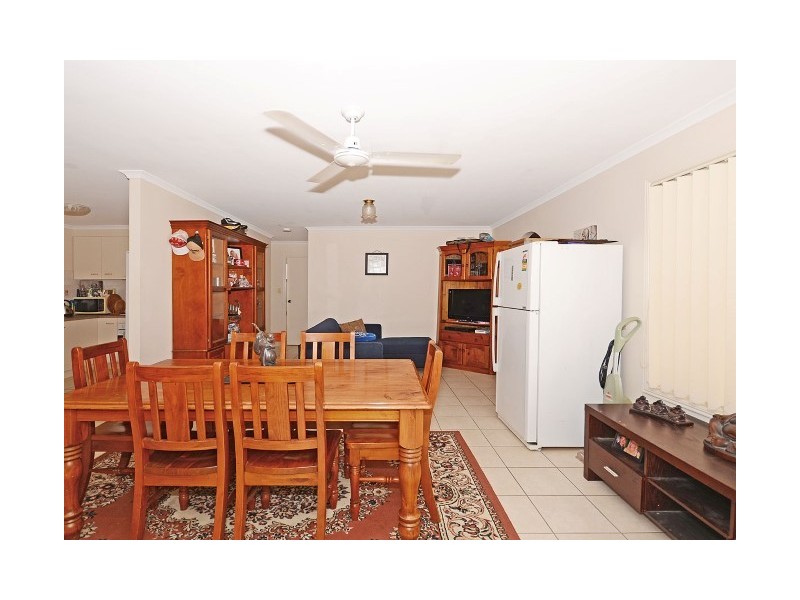 27 Sharyn Court, Point Vernon QLD 4655
