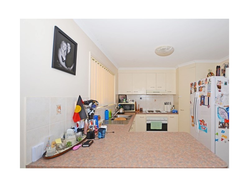 27 Sharyn Court, Point Vernon QLD 4655