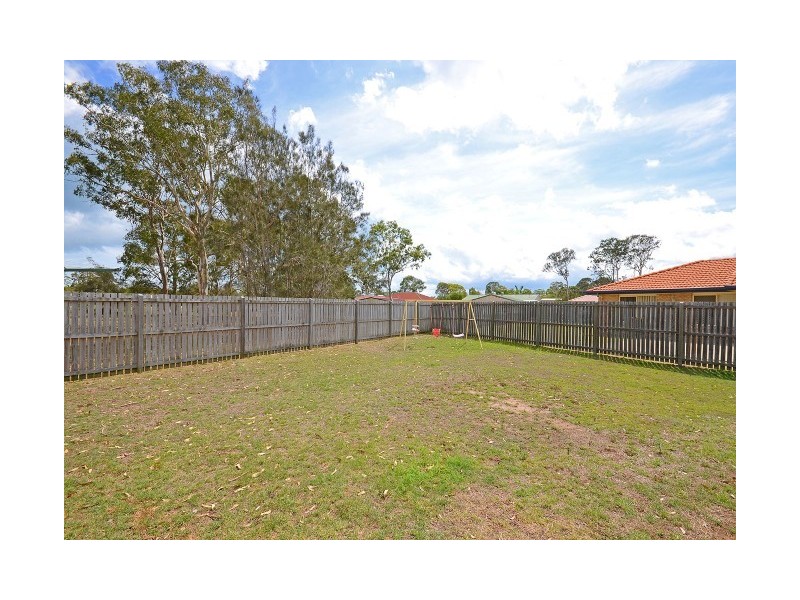27 Sharyn Court, Point Vernon QLD 4655